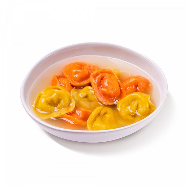 Пельмени с курицей и сыром 10 шт  c бульоном